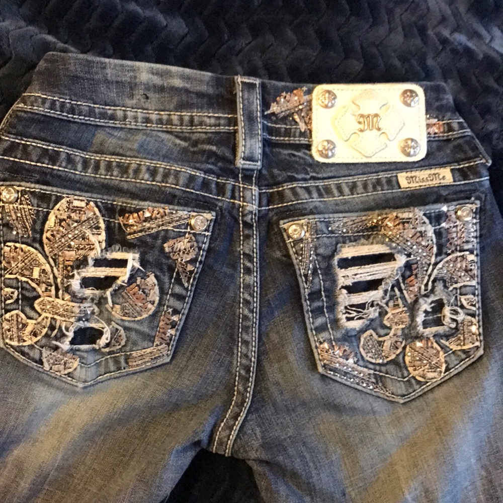 Fleur de Lis Bootcut Miss Me Jeans size 25 long